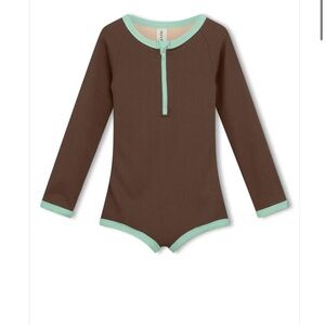 Zulu & Zephyr Kids Mini Rib Rashie Onesie - cacao size 5